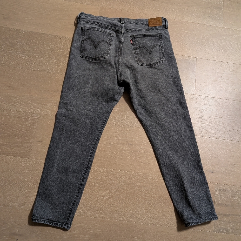 Levi's Women's Grey Straight Leg Wedgie Jeans Size 31 - Picture 2 of 8